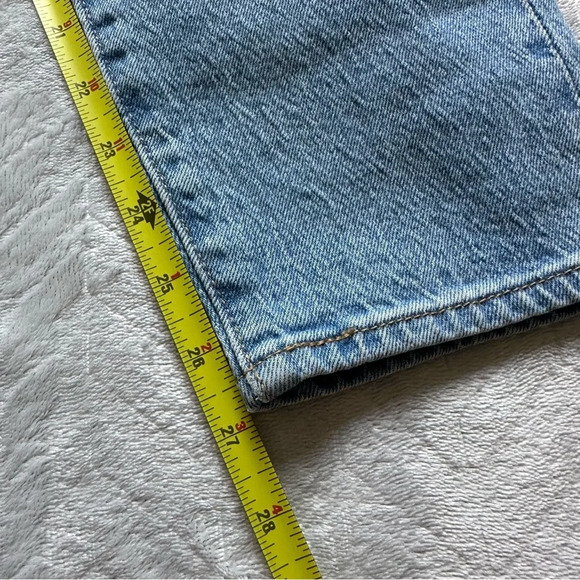 Levi’s Premium Wedgie Skinny Jeans Light Wash Blue Size 26 - Picture 7 of 7